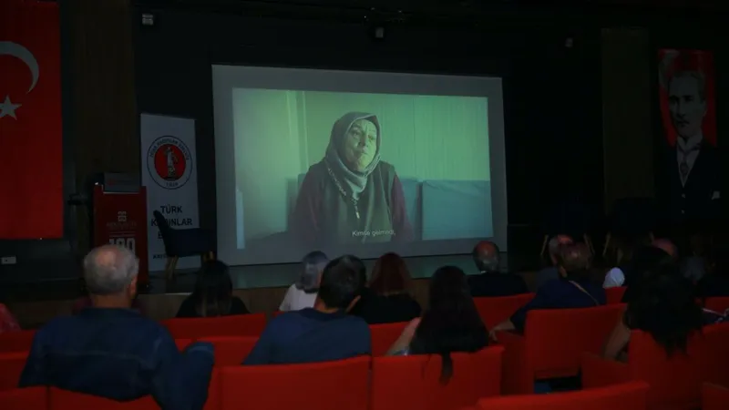 Adıyaman'dan Kayseri'ye Duygu Yüklü Göç! "Karanlıktan Sonra" Herkesi Ağlattı