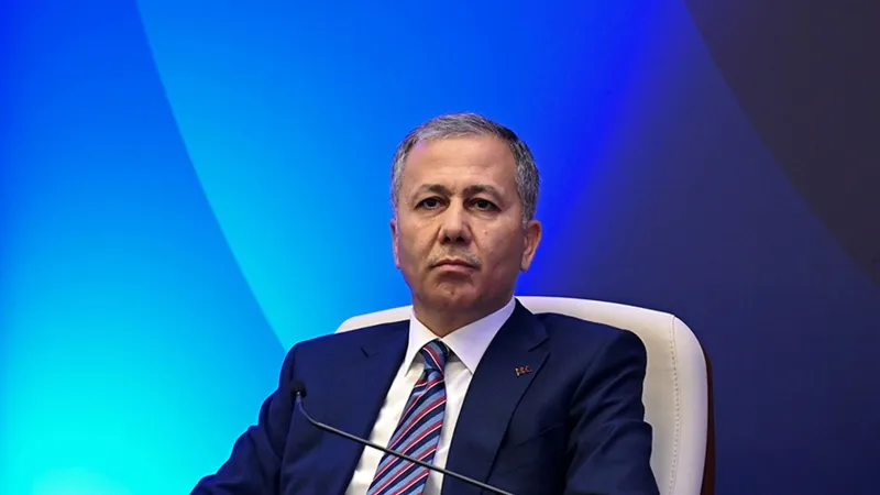 Bakan Yerlikaya açıkladı: Organize suç örgütüne ağır darbe