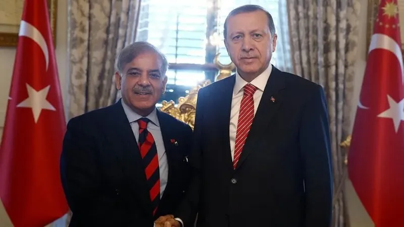 Başkan Erdoğan'ın bayram mesaisi devam ediyor! Pakistan Başbakanı Şahbaz Şerif'e telefon!