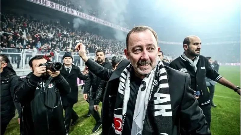 Beşiktaş'ta Şok Gelişme! Sergen Yalçın Geri Döndü!