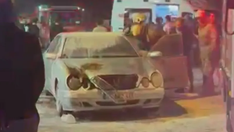 İzmir'de Korkunç Olay! Eşiyle Kavga Edip Kendini Yaktı!