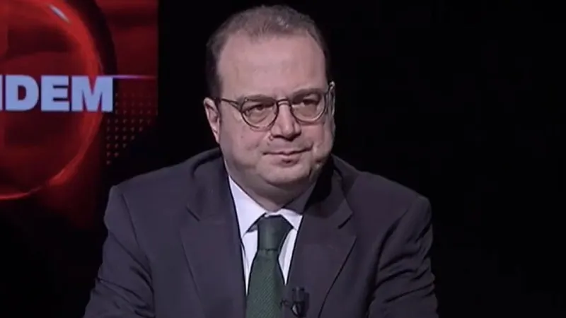 Gazeteci Fatih Atik: Ekrem İmamoğlu, Kılıçdaroğlu’na, ‘lütfen mitinglerimize katılın, siz olmadan mitinglere katılım düşük oluyor’ dedi