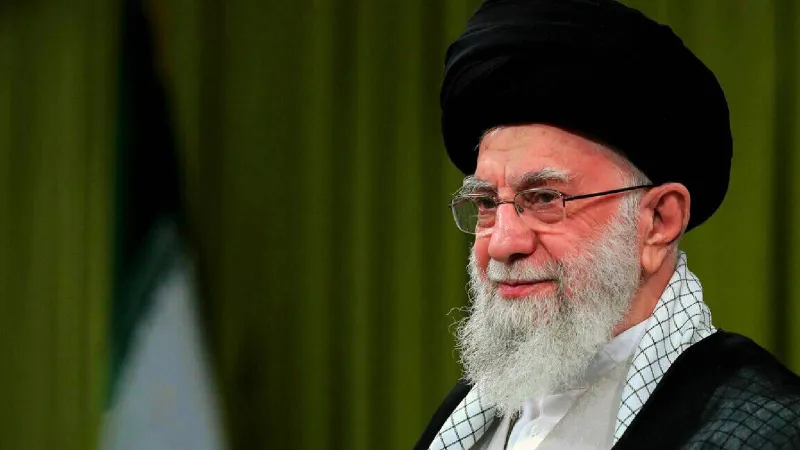 Hamaney’den savaş mesajı: Ali, Zülfikar’ıyla Hayber’e dönüyor