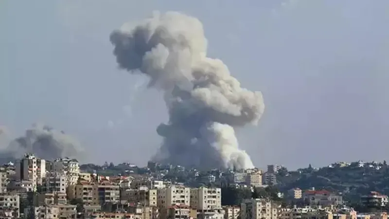 İsrail Lübnan'ı Bombaladı! Savaş mı Çıkıyor?