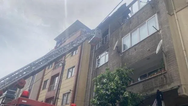 Ataşehir'de Korkunç Yangın! İstanbul Alevlere Teslim Mi Oldu?