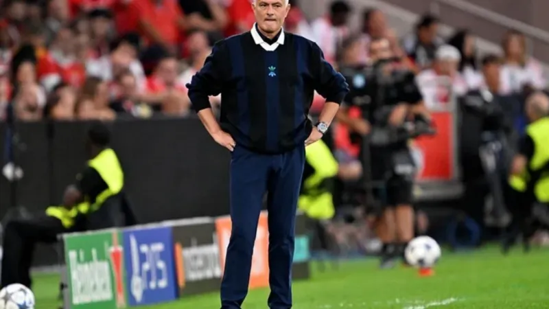 Mourinho'nun istediği yola girildi: İşte Fenerbahçe'nin yeni rotası!