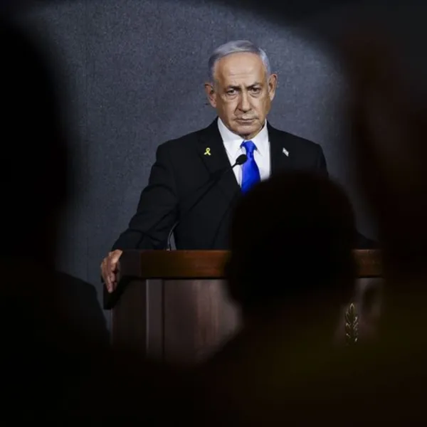 Netanyahu'nun uçağı "tutuklanma" korkusuyla farklı rota kullandı
