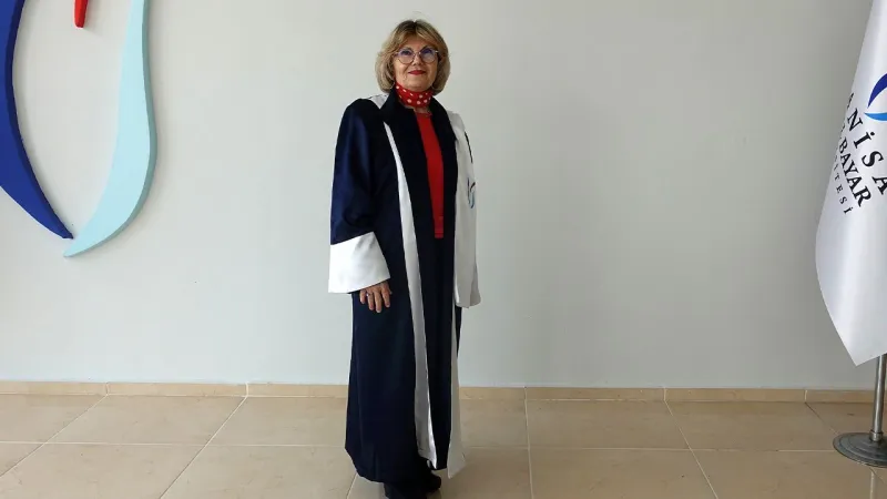 40 Yıl Sonra Gelen Mutluluk! Üniversiteye Dönüp Doktor Oldu