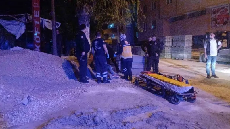 Çorum'da Bıçaklar Konuştu: 2 Yaralı! Olayın Şok Eden Detayları