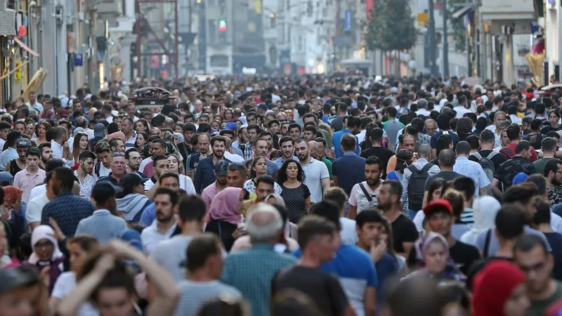 Genç İşsizlik Alarm Veriyor! Türkiye'de Gençlerin Yüzde Kaçı Çalışıyor?