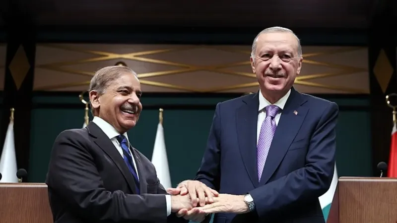 Şerif'ten Türkiye'ye Sürpriz Teşekkür: Hindistan'a Karşı Zafer Mi?
