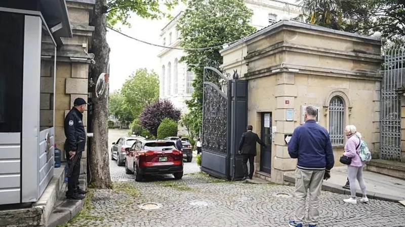 İstanbul'da Kritik Zirve: İran ve Avrupa Neler Konuşacak?