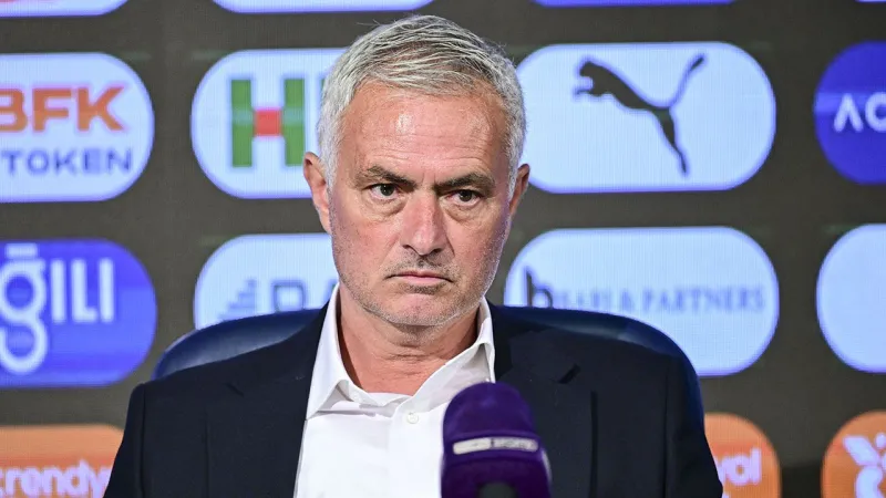 Mourinho'dan Şaşırtan Cevap: Fenerbahçe'de Kalacak mı?