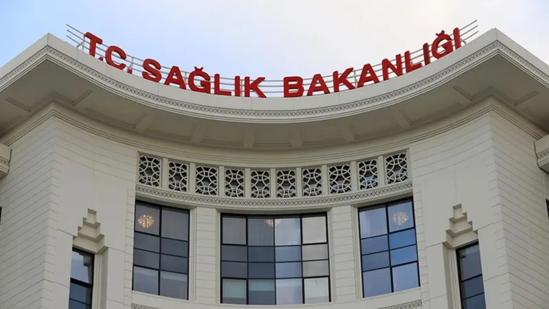 'Normal doğum' tartışmalarının ardından Sağlık Bakanlığı'ndan dikkat çeken 'sezaryen' kararı