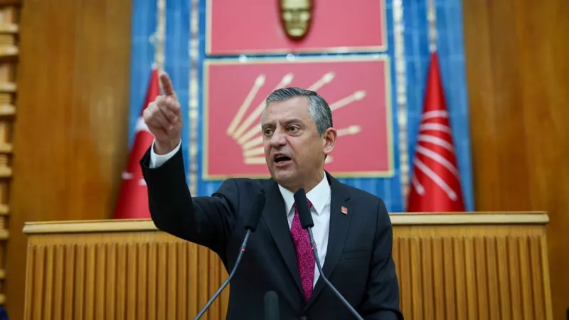 Özgür Özel: Cunta başkanı olarak siyaseti noktalıyorsun