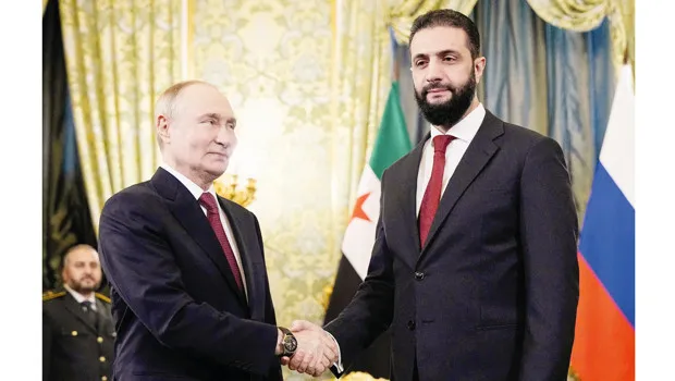 Şara Moskova’da Putin’le görüştü... Üslere dönün Esad’ı verin