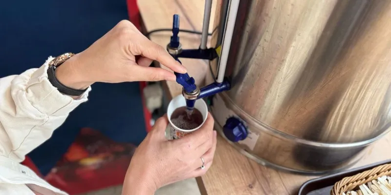 Buca'ya Hopa'dan Dayanışma Eli! O Sabotaja En Güzel Cevap