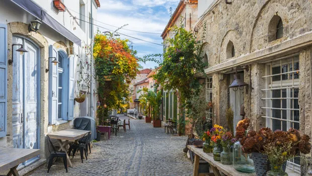 Sessiz köylerden doğa harikalarına: Şimdi Ege'nin tam zamanı...