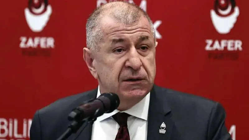 Ümit Özdağ'dan üniversiteli gençlere çağrı: Tepkinizi seçim sandığında ortaya koyun