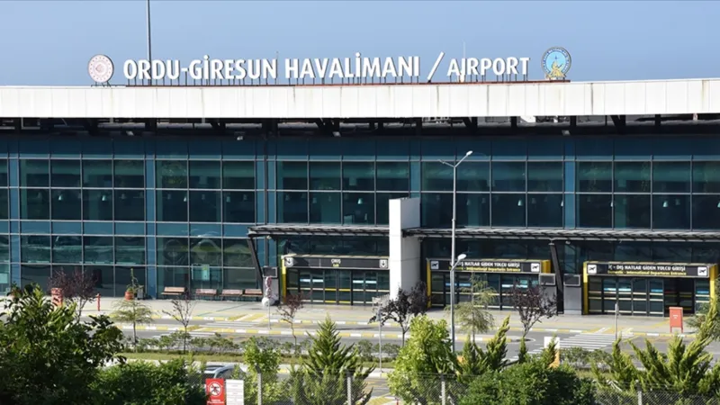 Ordu Giresun Havalimanı Rekoru Kırdı! Uraloğlu'ndan Şaşırtan Açıklama